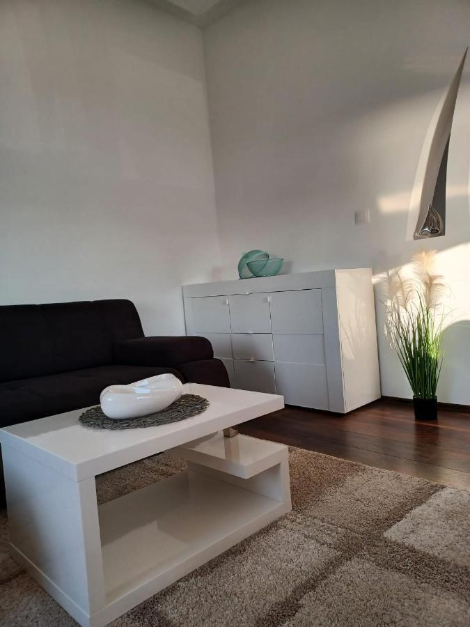 Niko 1 Apartment Mali Losinj Exterior photo