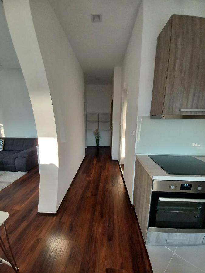 Niko 1 Apartment Mali Losinj Exterior photo